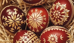 tradiční řemesla na faře: Slaměný workshop – kraslice zdobené slámou